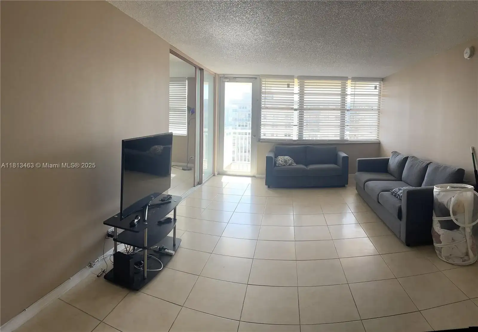 251 174th St # 2211, Sunny Isles Beach FL 33160 photo 2