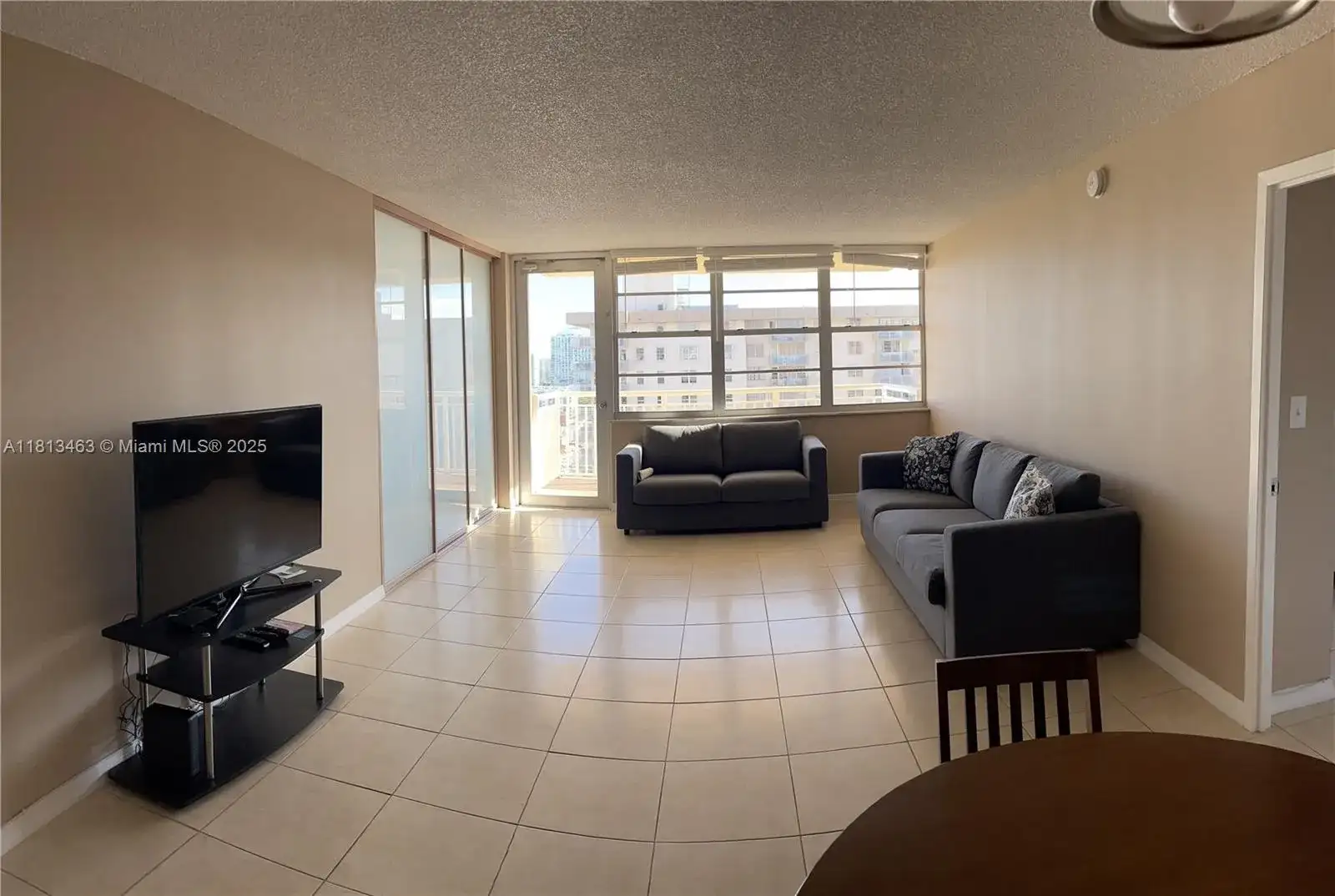 251 174th St # 2211, Sunny Isles Beach FL 33160 photo 4
