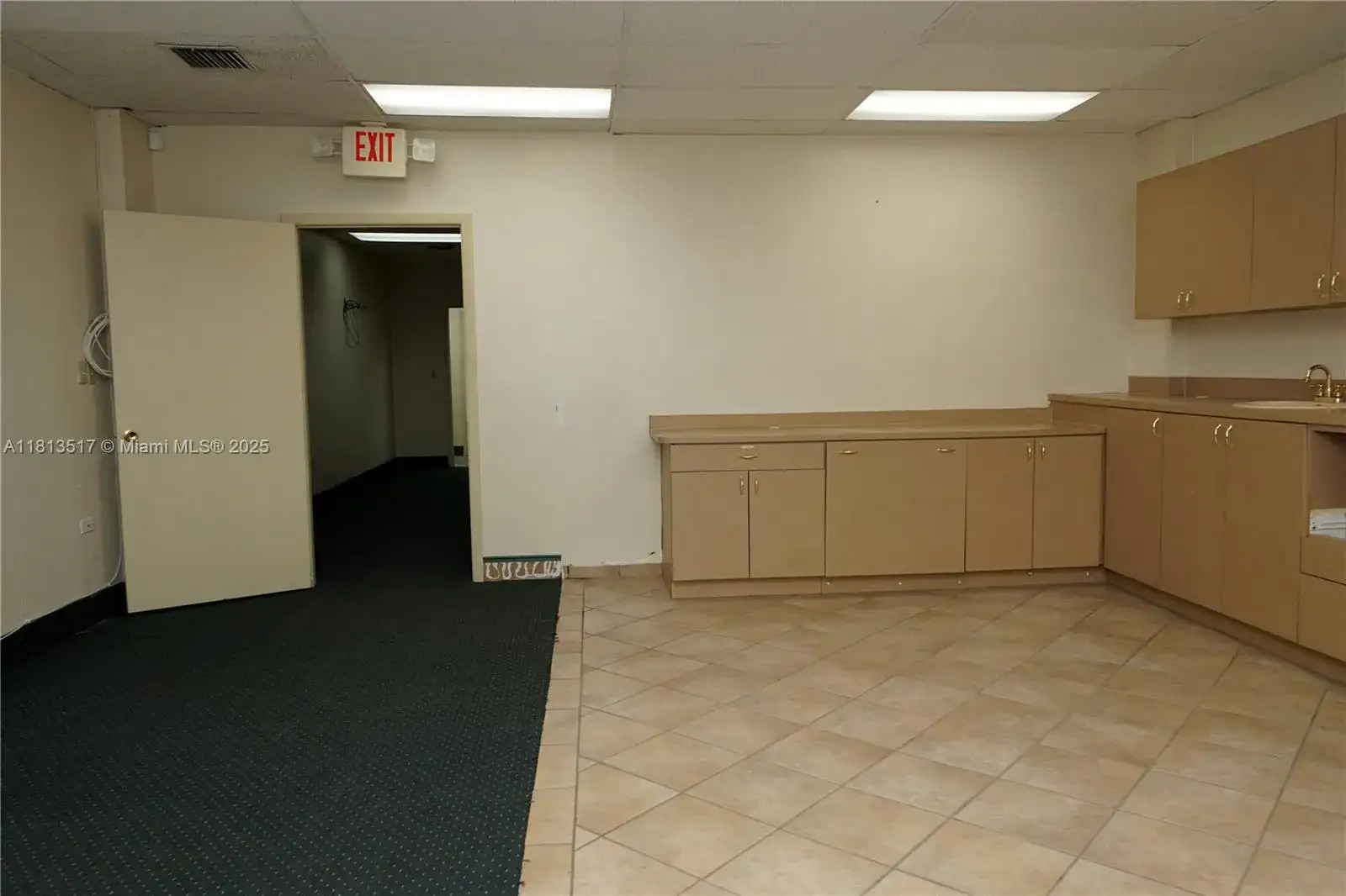 8500 SW 40th St, Miami FL 33155 photo 3