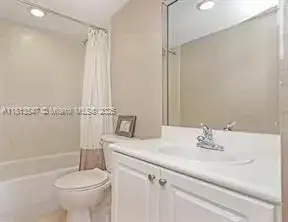 1455 N Treasure Dr # 3R, North Bay Village FL 33141 photo 4