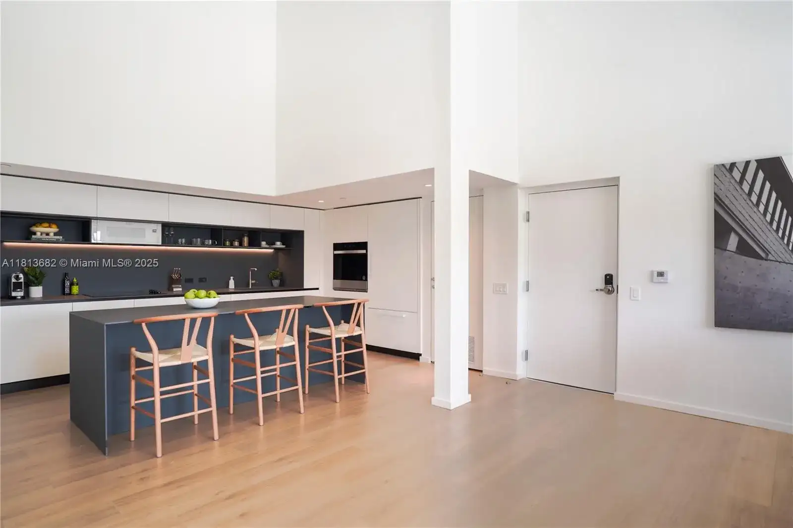 10250 Collins Avenue, Bal Harbour FL 33154 photo 4