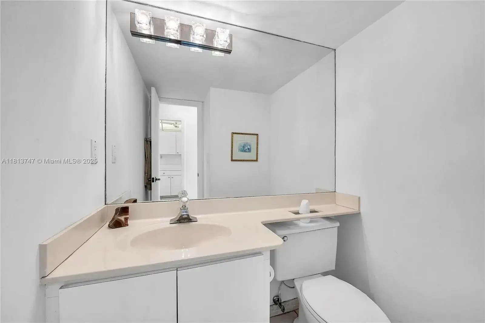 8900 Washington # 411, Pembroke Pines FL 33025 photo 4