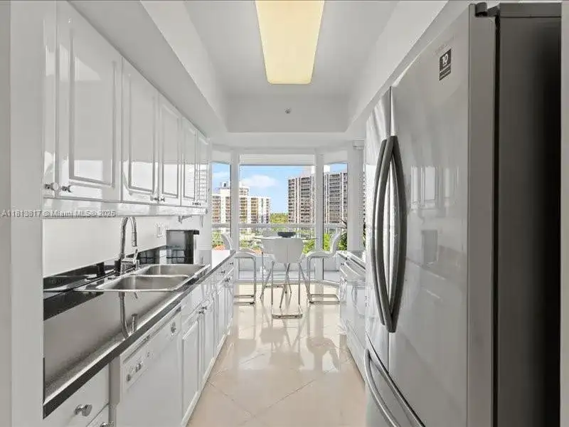 21055 Yacht Club Dr # 1007, Aventura FL 33180 photo 4