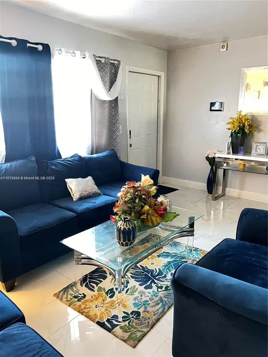 710 N 66th Ter, Hollywood FL 33024