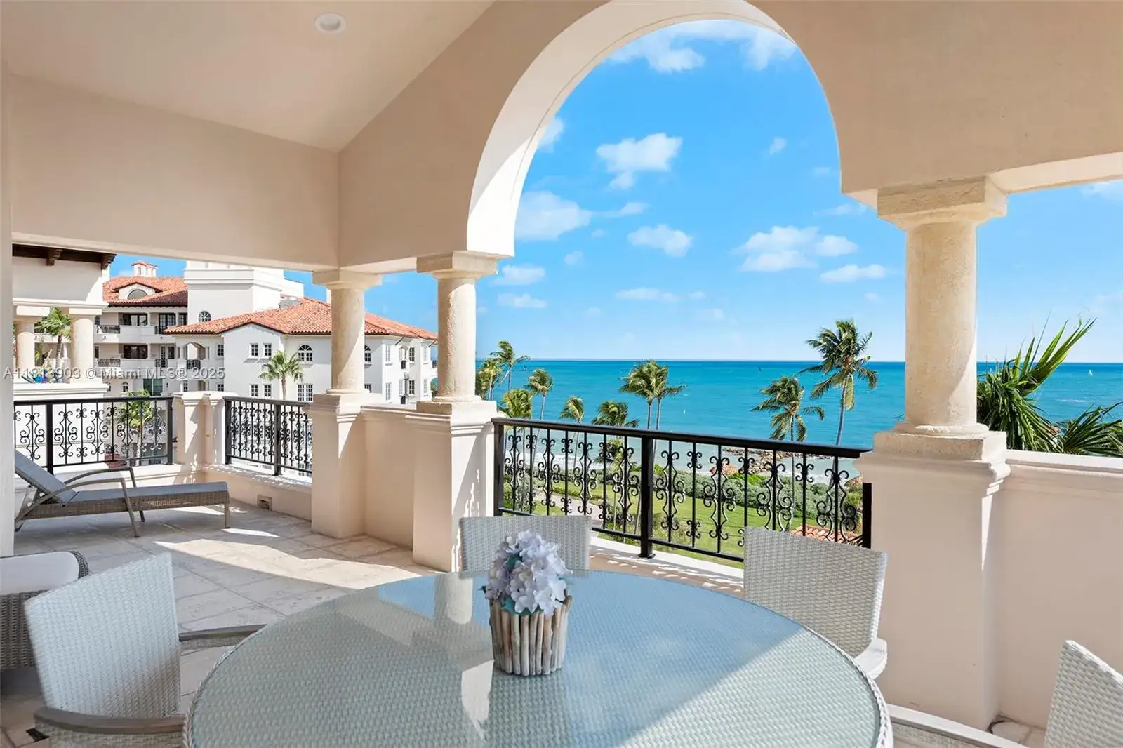 19253 Fisher Island Dr # 19253, Miami Beach FL 33109