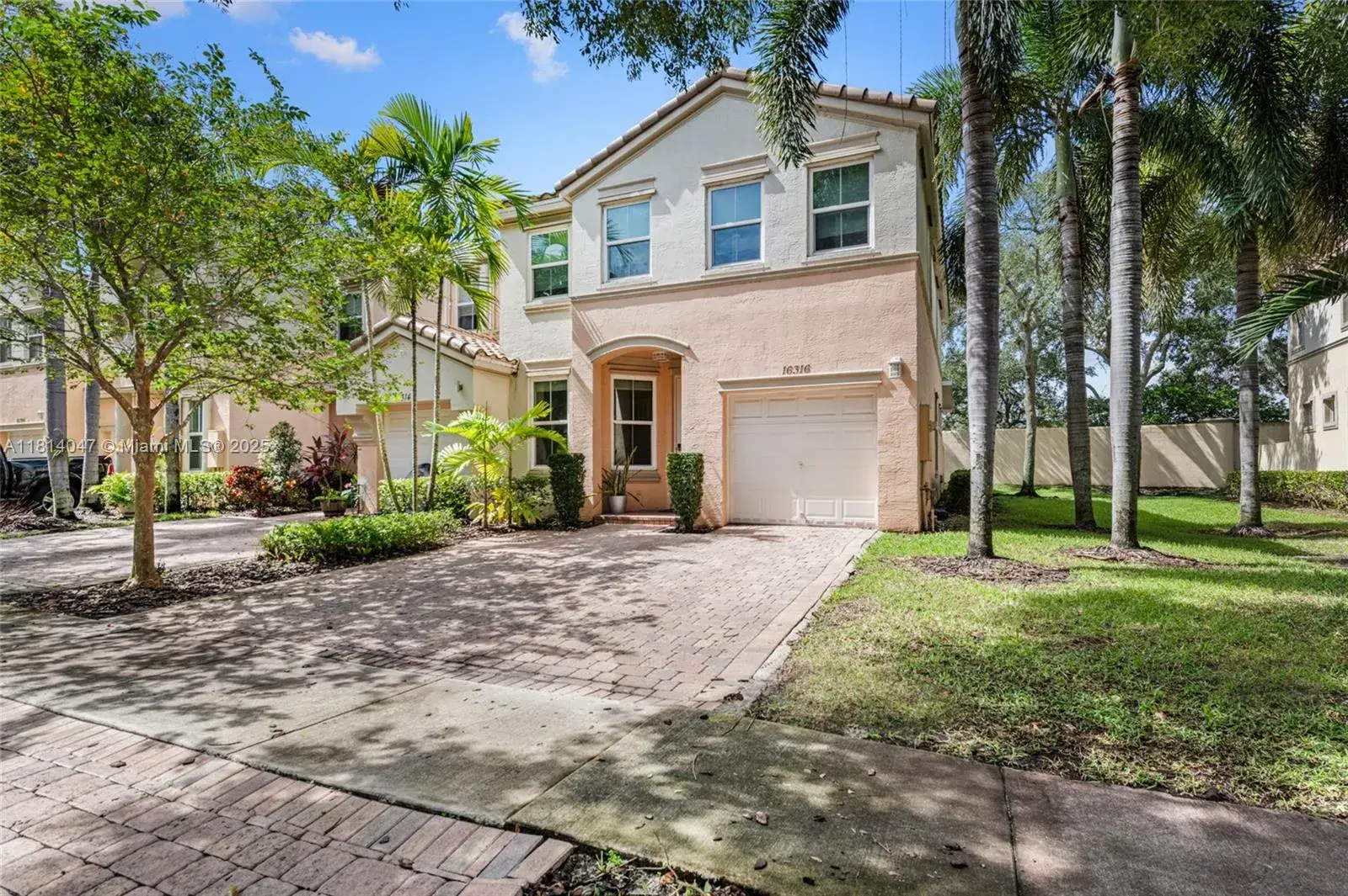 16316 SW 48th St, Miramar FL 33027