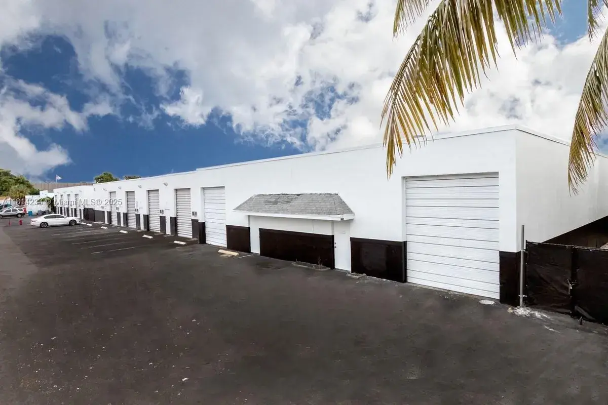 820 NW 10th Ter # 4, Fort Lauderdale FL 33311