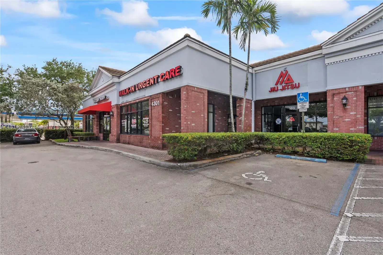 4301 S Flamingo Rd, Davie FL 33330
