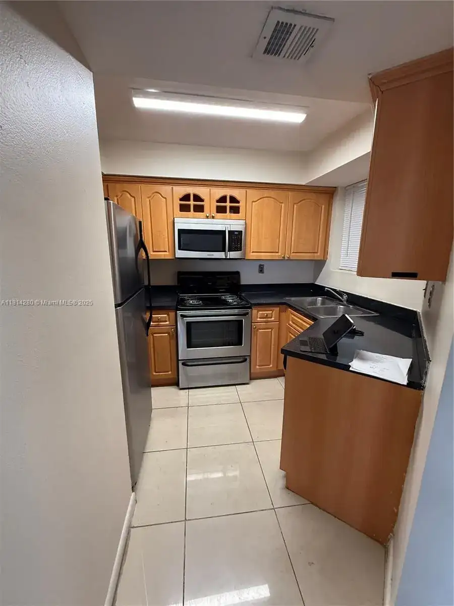 8255 SW 152 AV # 2, Miami FL 33193 photo 2
