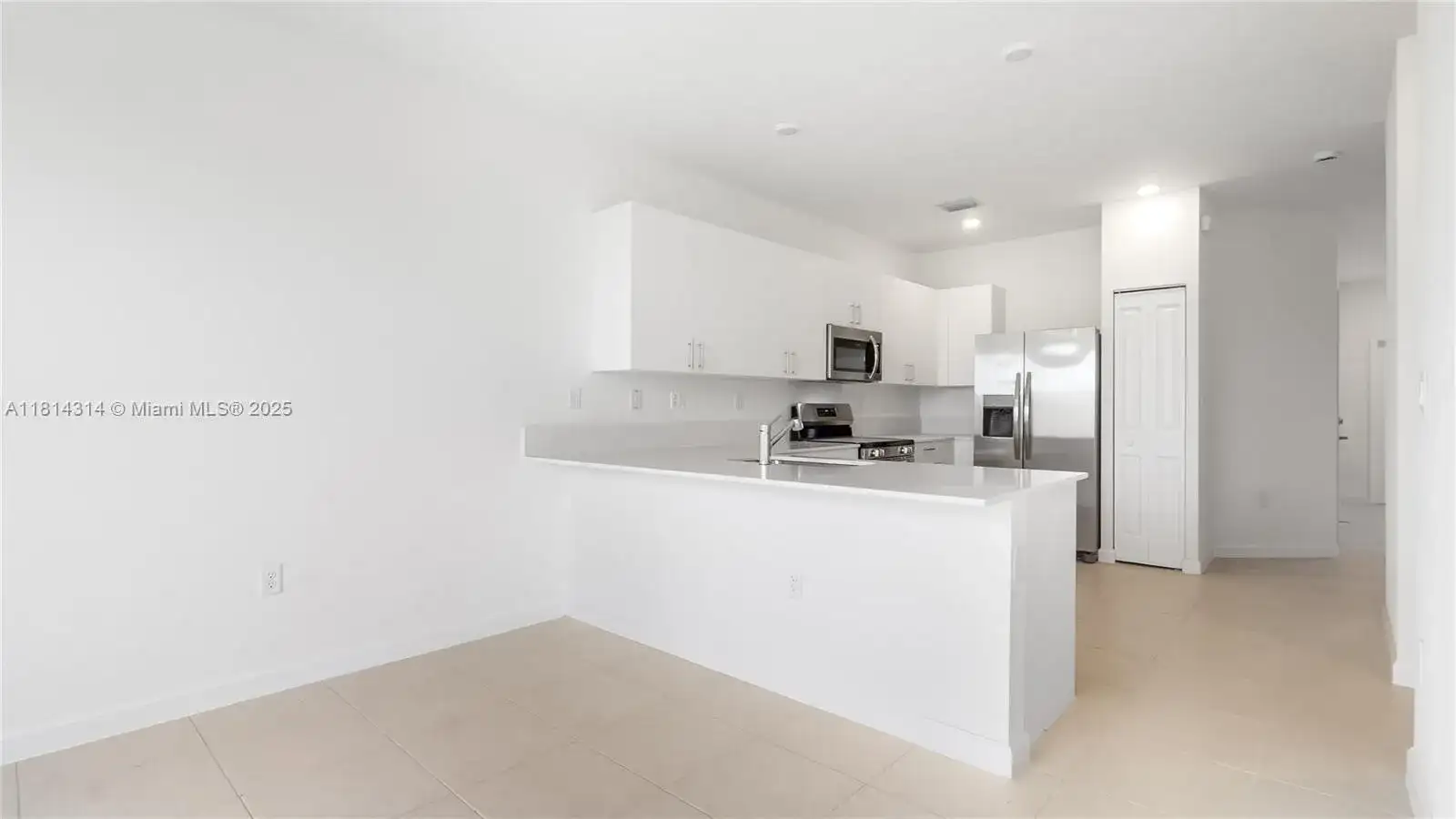 17872 SW 359th Ter, Homestead FL 33034 photo 4