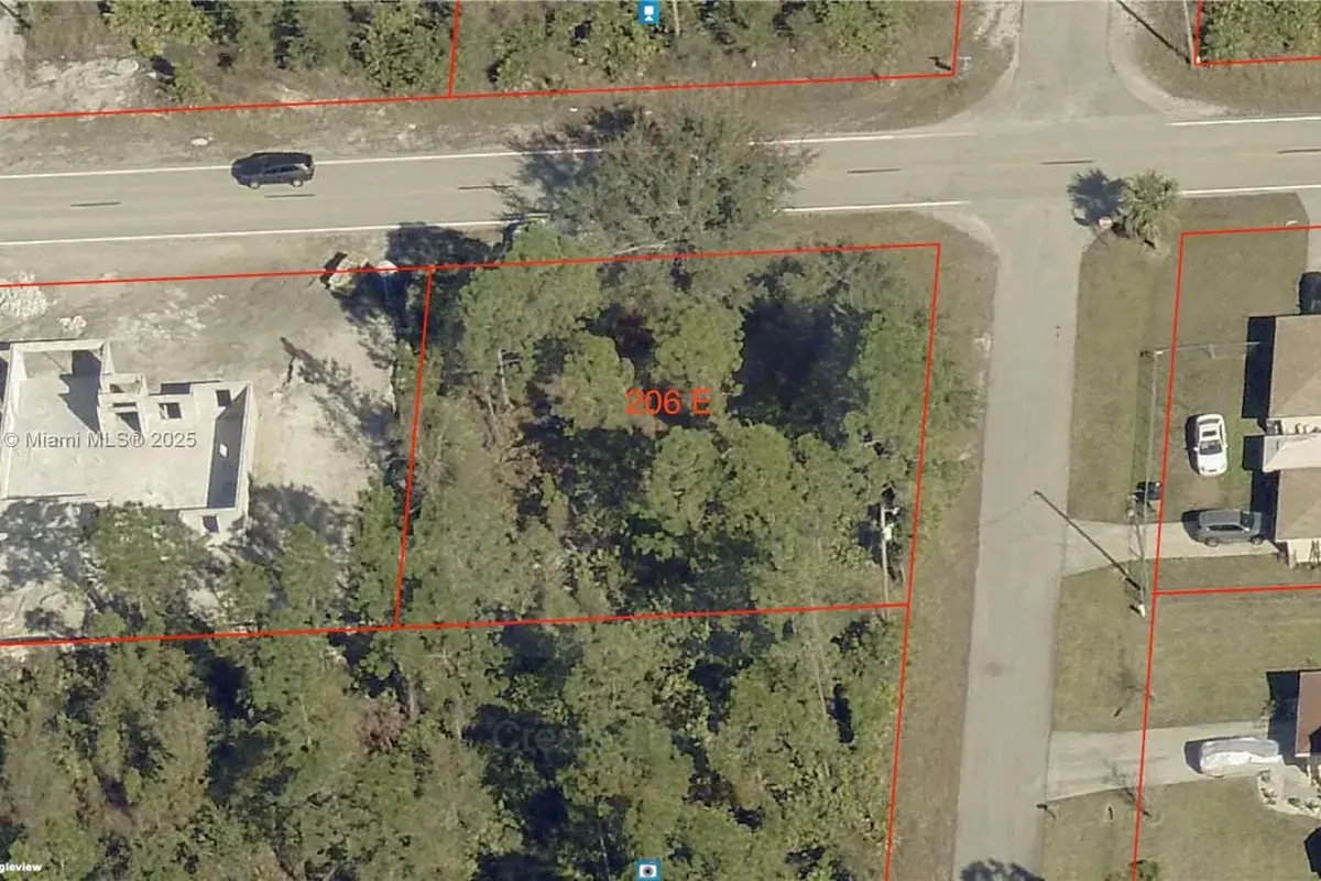 206 E 10 ST, Lehigh Acres FL 33972