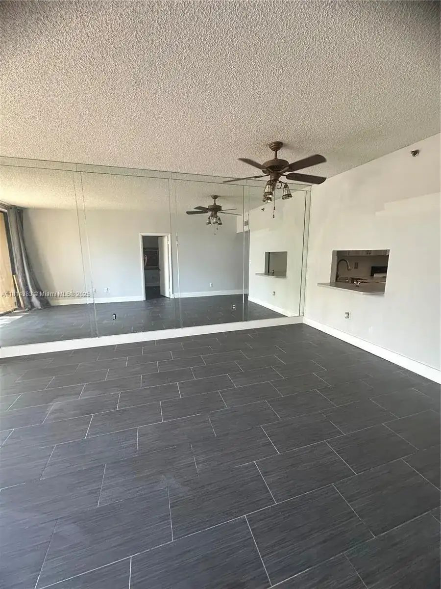 1470 NE 123rd St # A104, North Miami FL 33161 photo 2