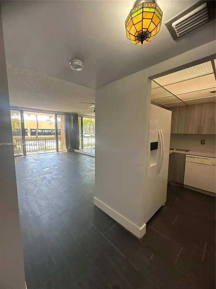 1470 NE 123rd St # A104, North Miami FL 33161 photo 3