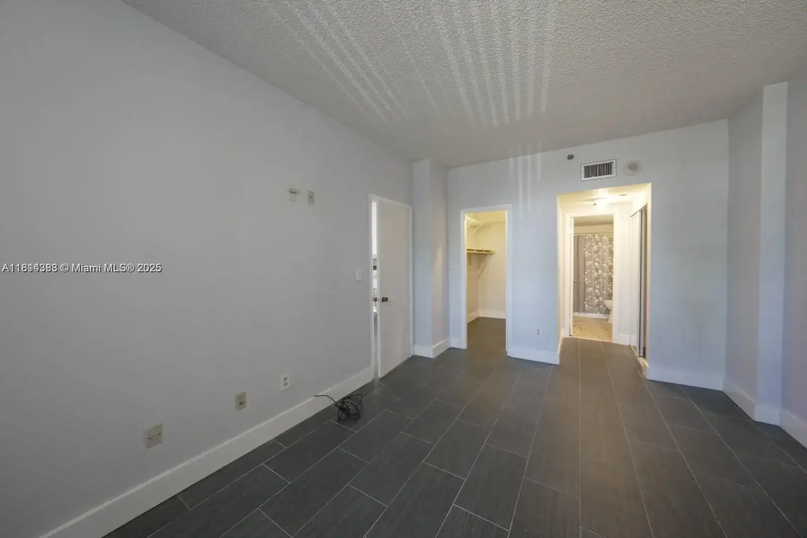1470 NE 123rd St # A104, North Miami FL 33161 photo 4
