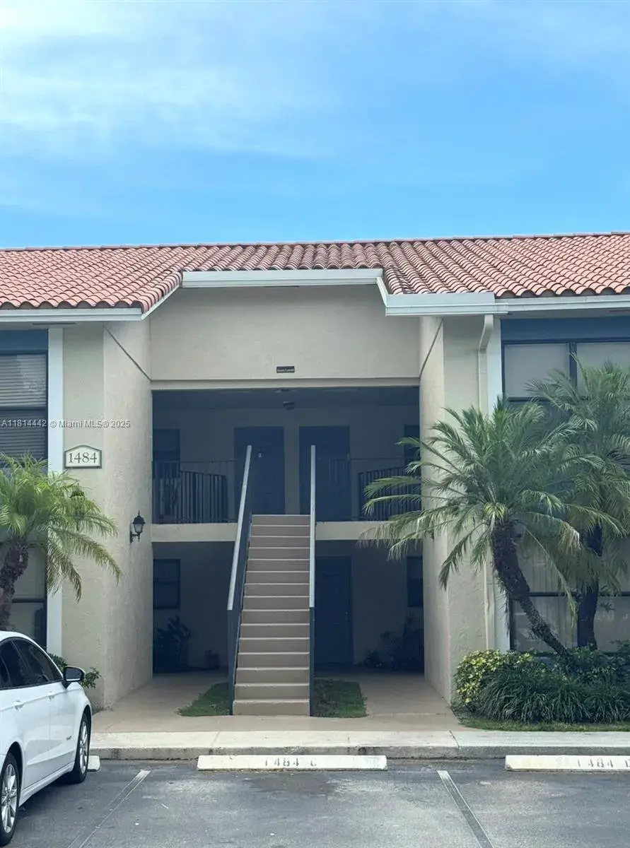1484 Lake Crystal Dr, West Palm Beach FL 33411