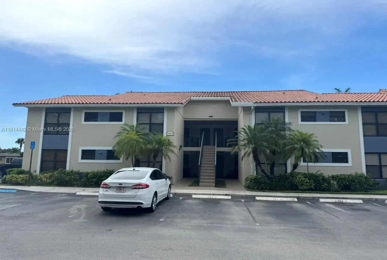 1484 Lake Crystal Dr, West Palm Beach FL 33411