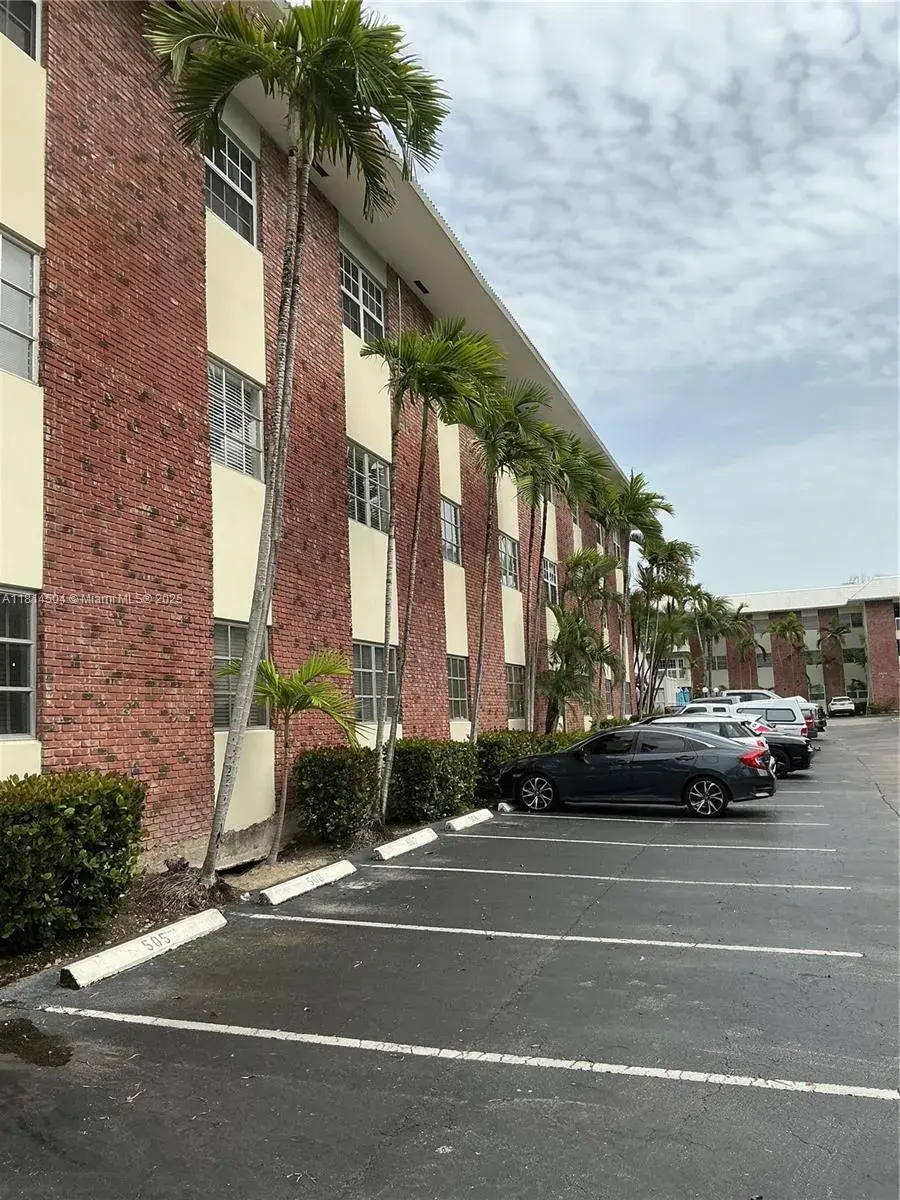 2426 SE 17th Cswy # 109A, Fort Lauderdale FL 33316