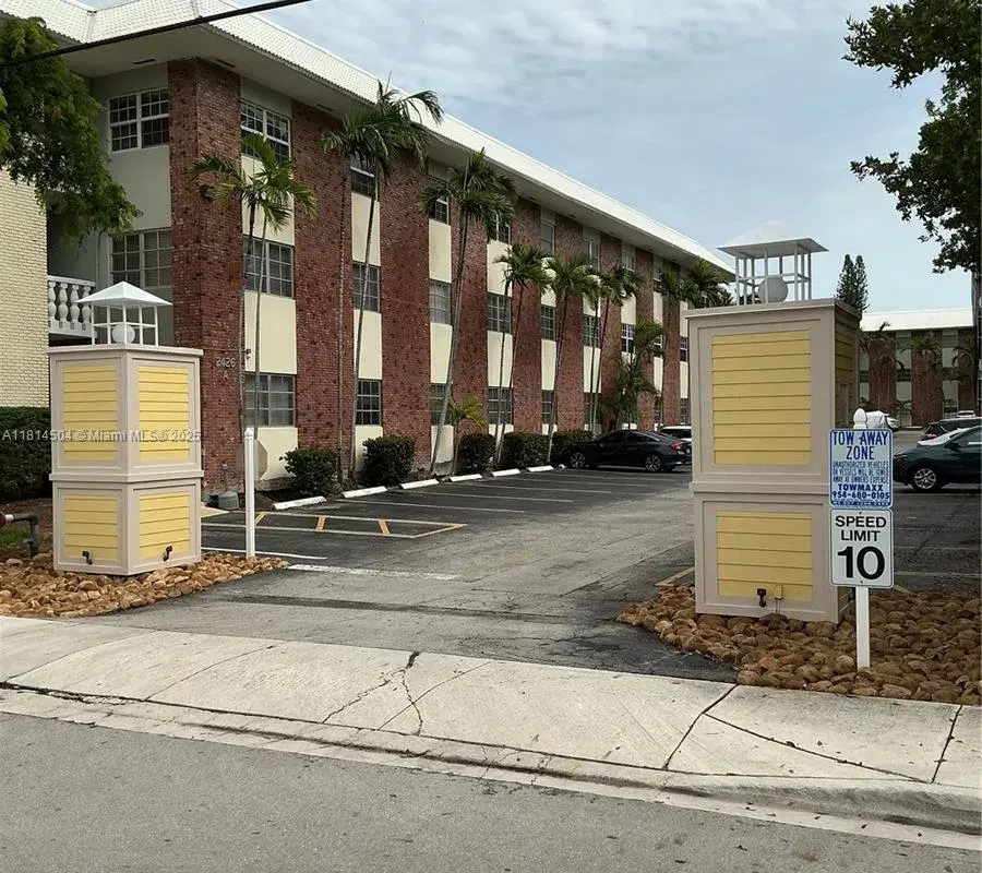 2426 SE 17th Cswy # 109A, Fort Lauderdale FL 33316