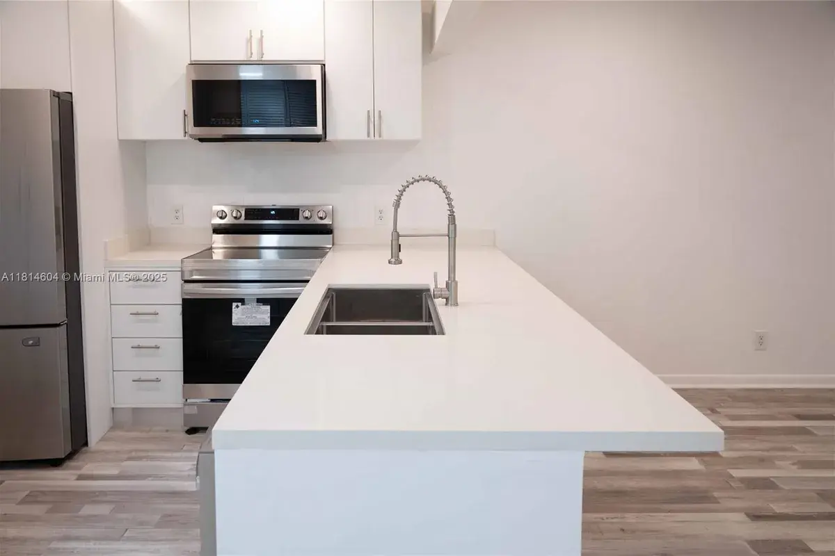 251 NW 76th Ave # 208, Margate FL 33063