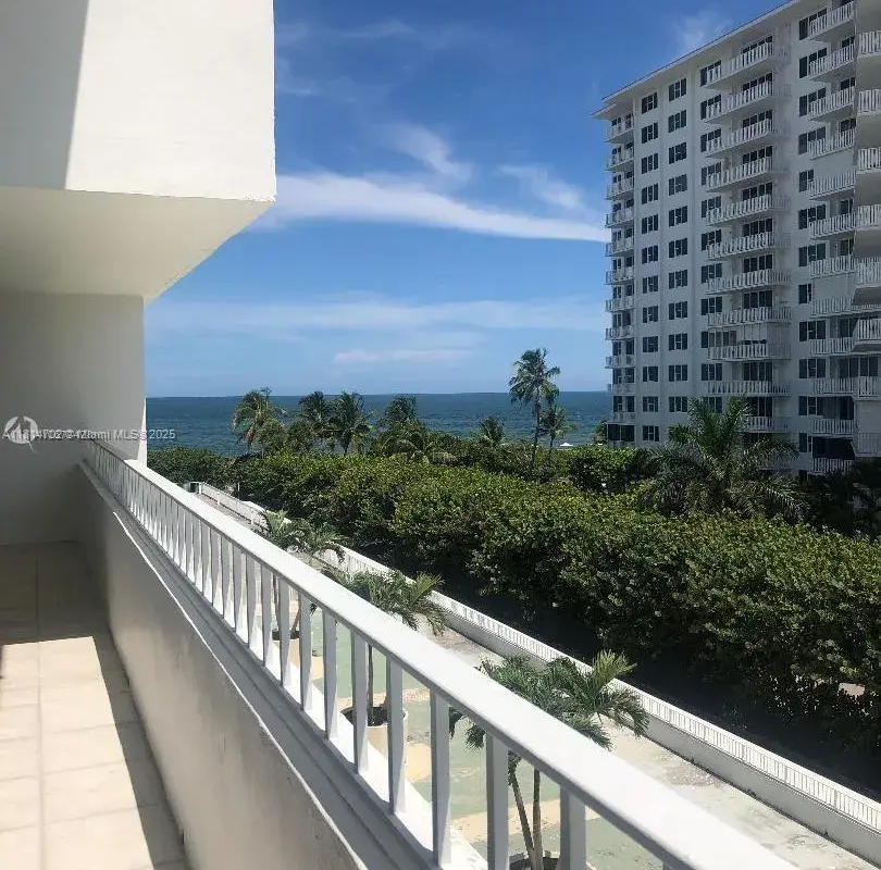 199 Ocean Lane Dr # 505, Key Biscayne FL 33149