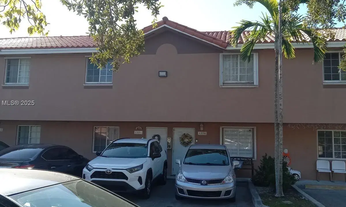 1334 W 42nd St # 3, Hialeah FL 33012