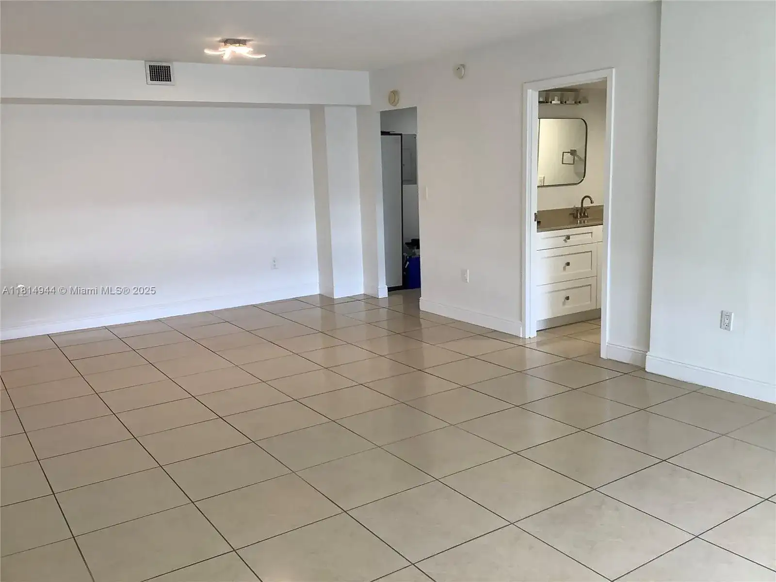 2333 Brickell Ave # 615, Miami FL 33129 photo 5