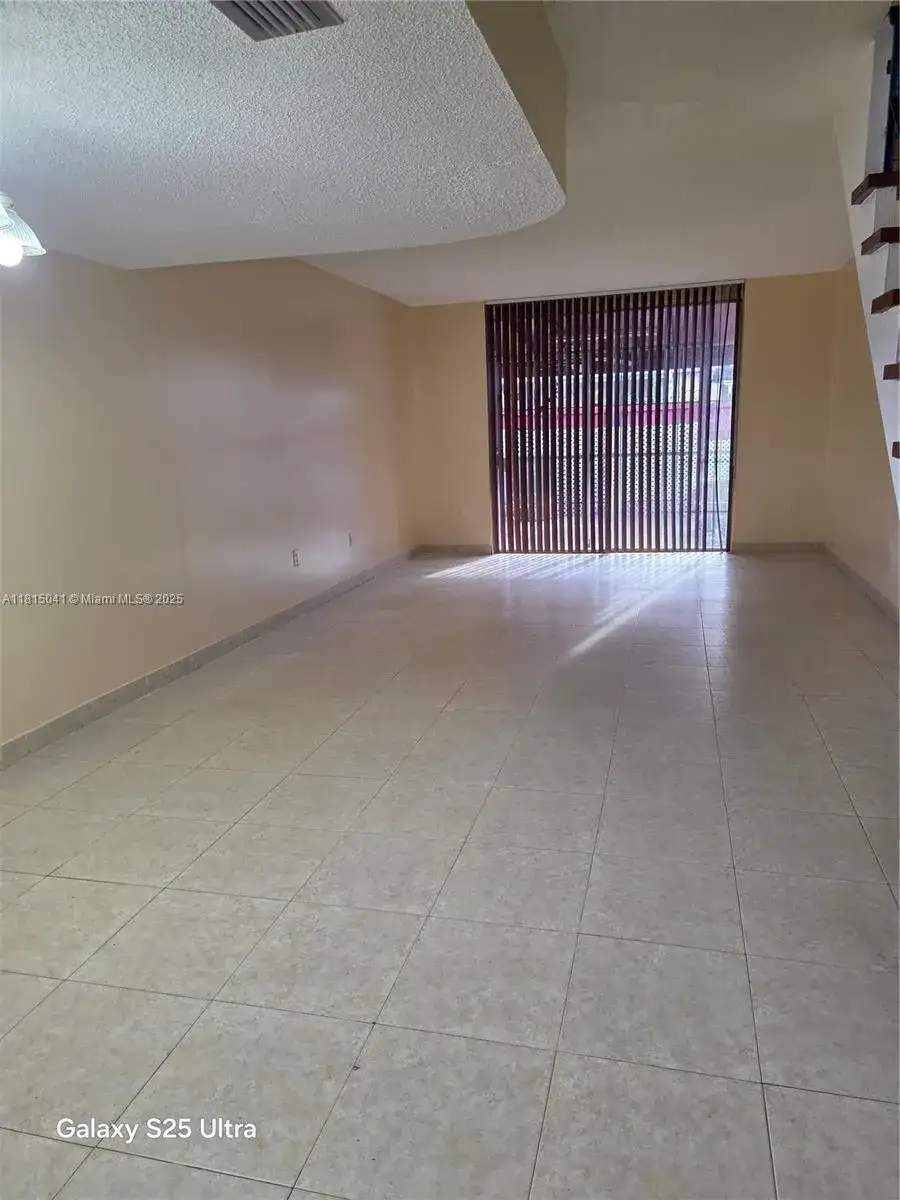 4102 W 10th Ln # 28, Hialeah FL 33012 photo 3