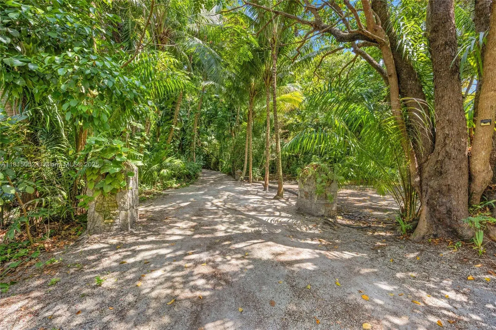 10005 Snapper Creek Rd, Coral Gables FL 33156