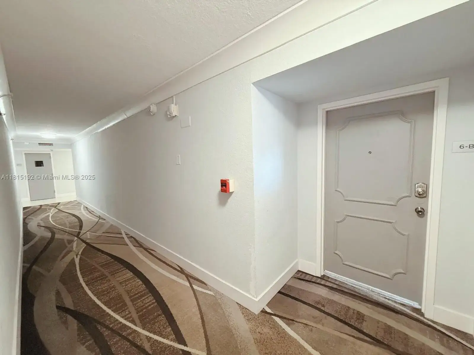 16570 NE 26th Ave # 6B, North Miami Beach FL 33160 photo 4