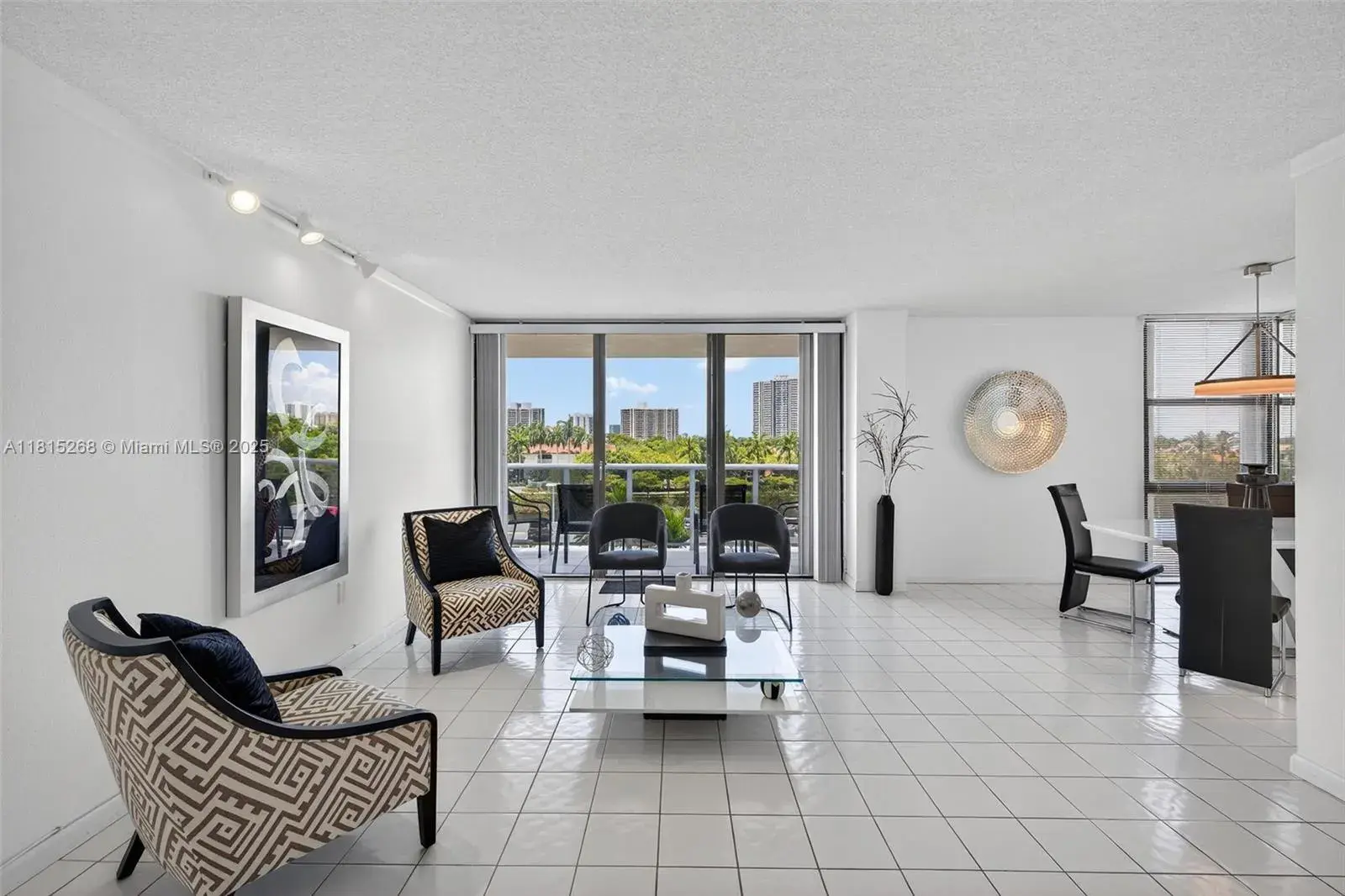 3675 N Country Club Dr # 401, Aventura FL 33180