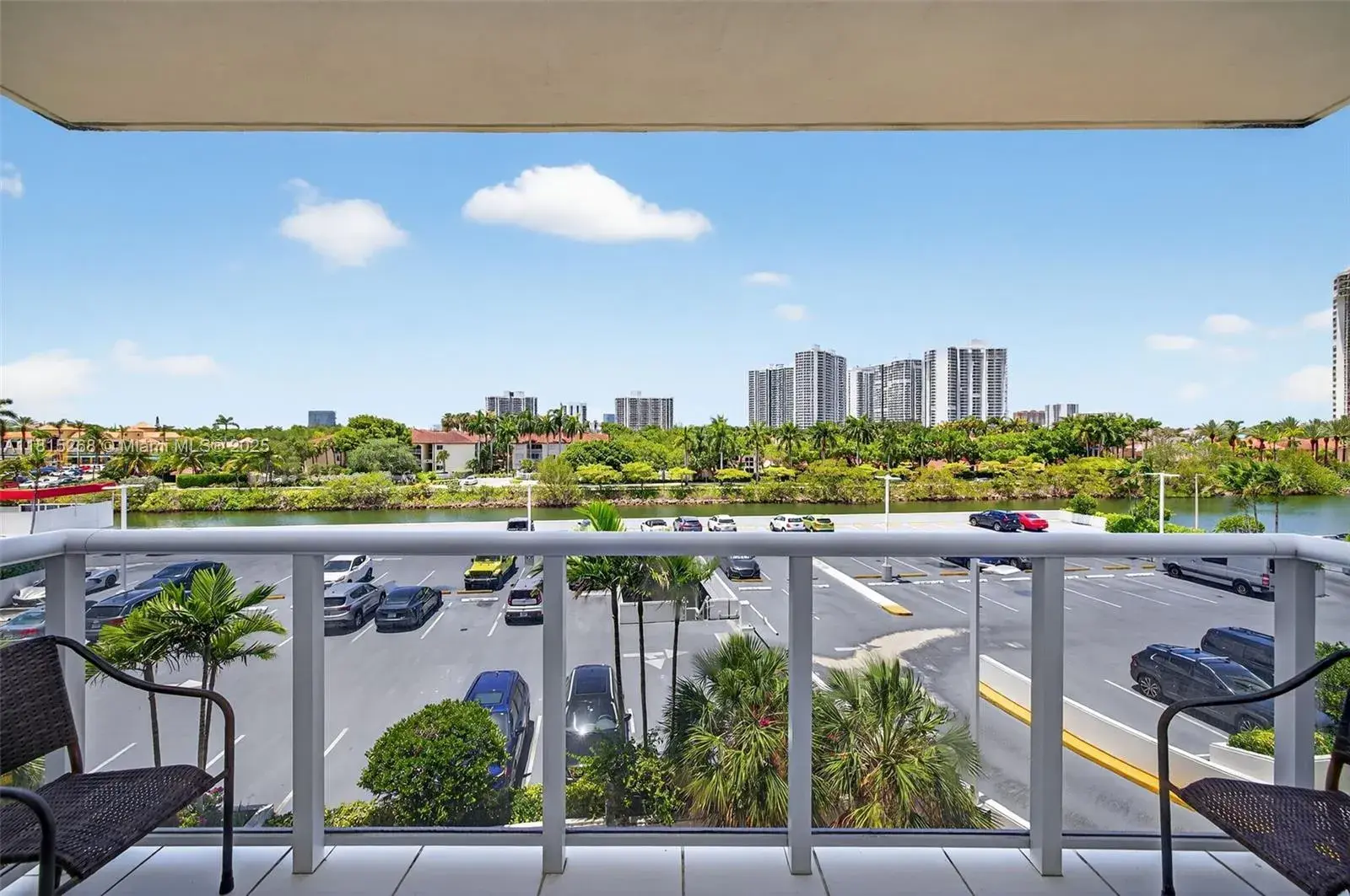 3675 N Country Club Dr # 401, Aventura FL 33180