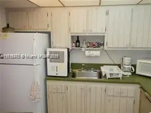 2025 NE 164th St # 615, North Miami Beach FL 33162 photo 3