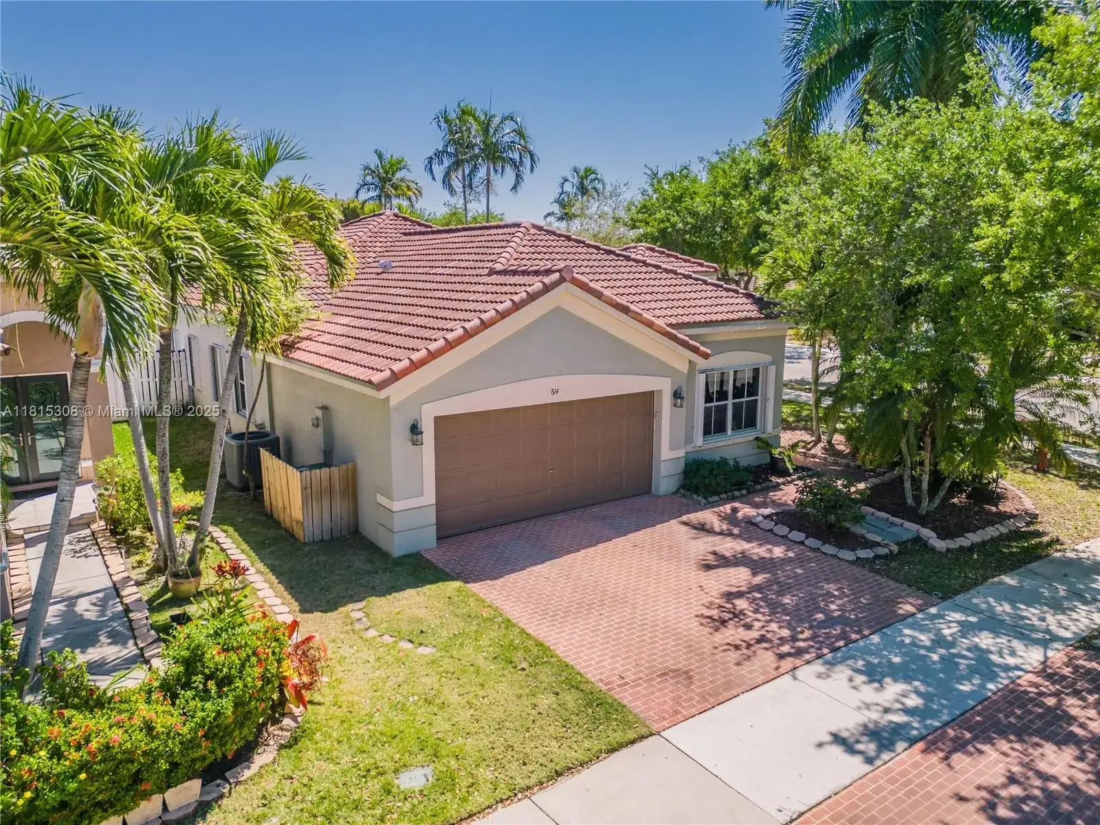 814 Kapok Way, Weston FL 33327 photo 4