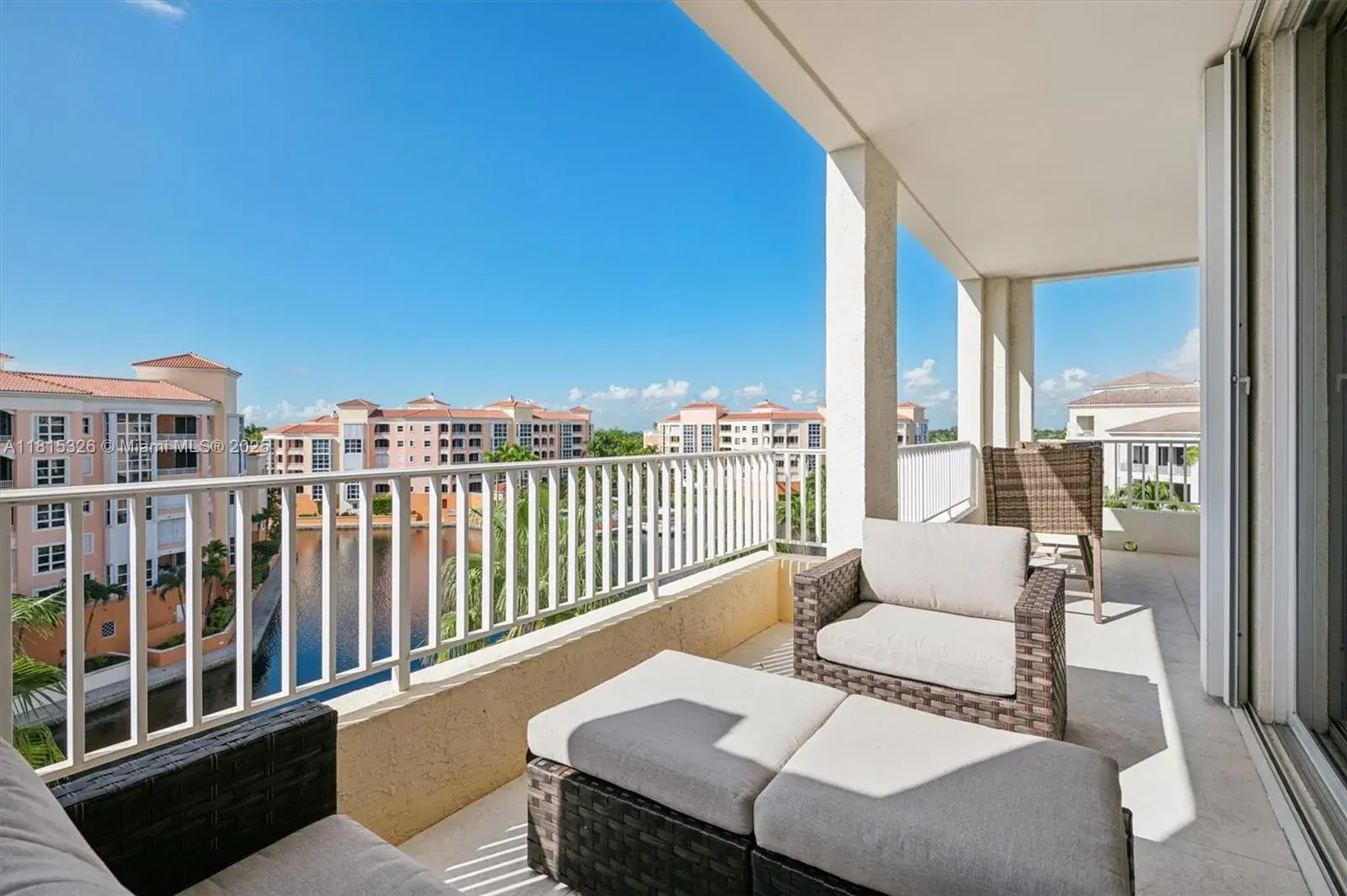 713 Crandon Blvd # 3, Key Biscayne FL 33149