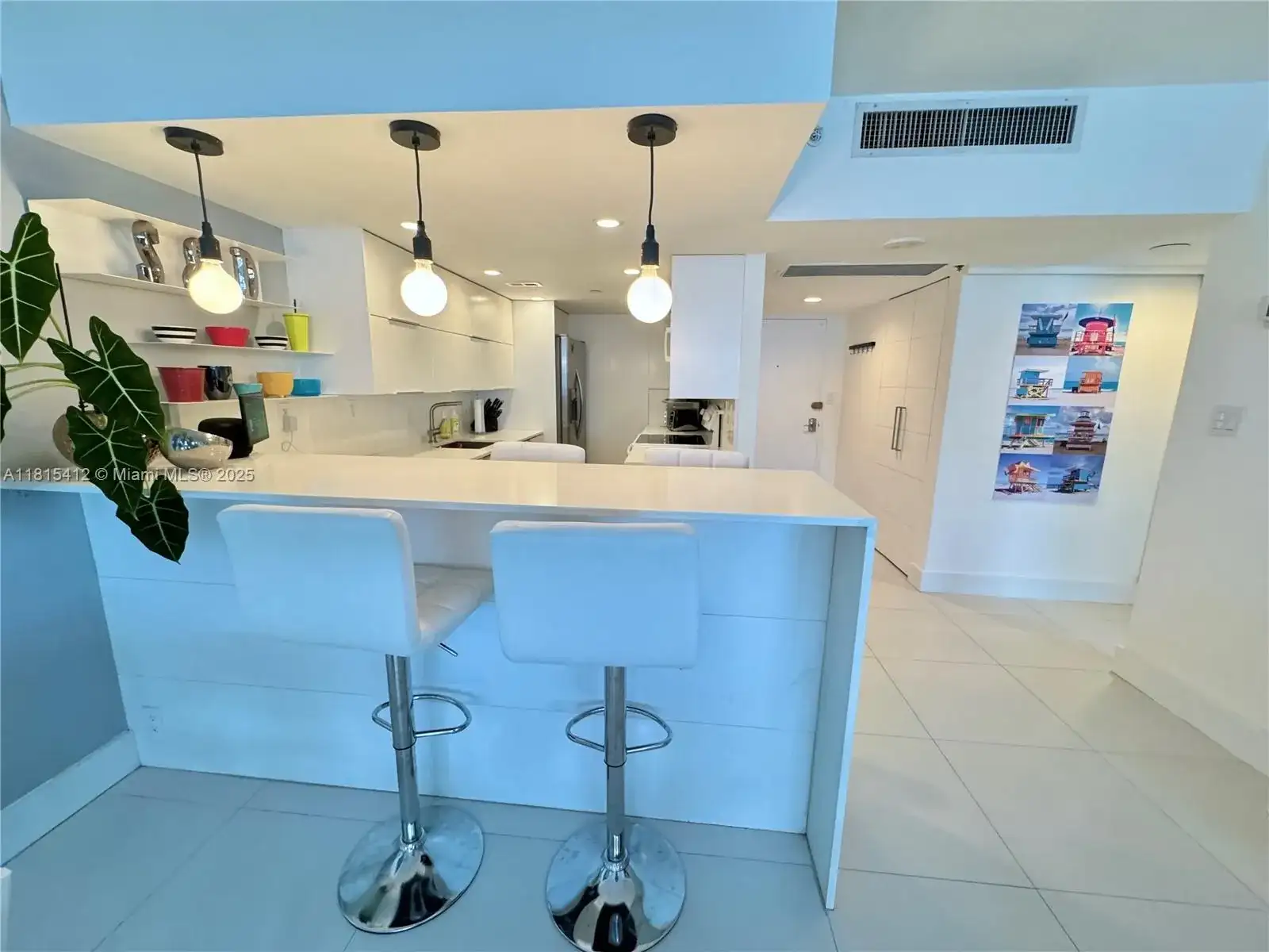 100 Lincoln Rd, Miami Beach FL 33139 photo 4