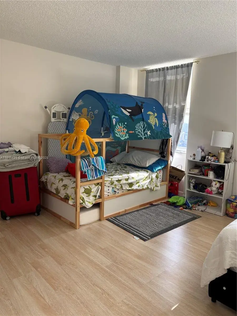 1865 S Ocean Dr # 11I, Hallandale Beach FL 33009