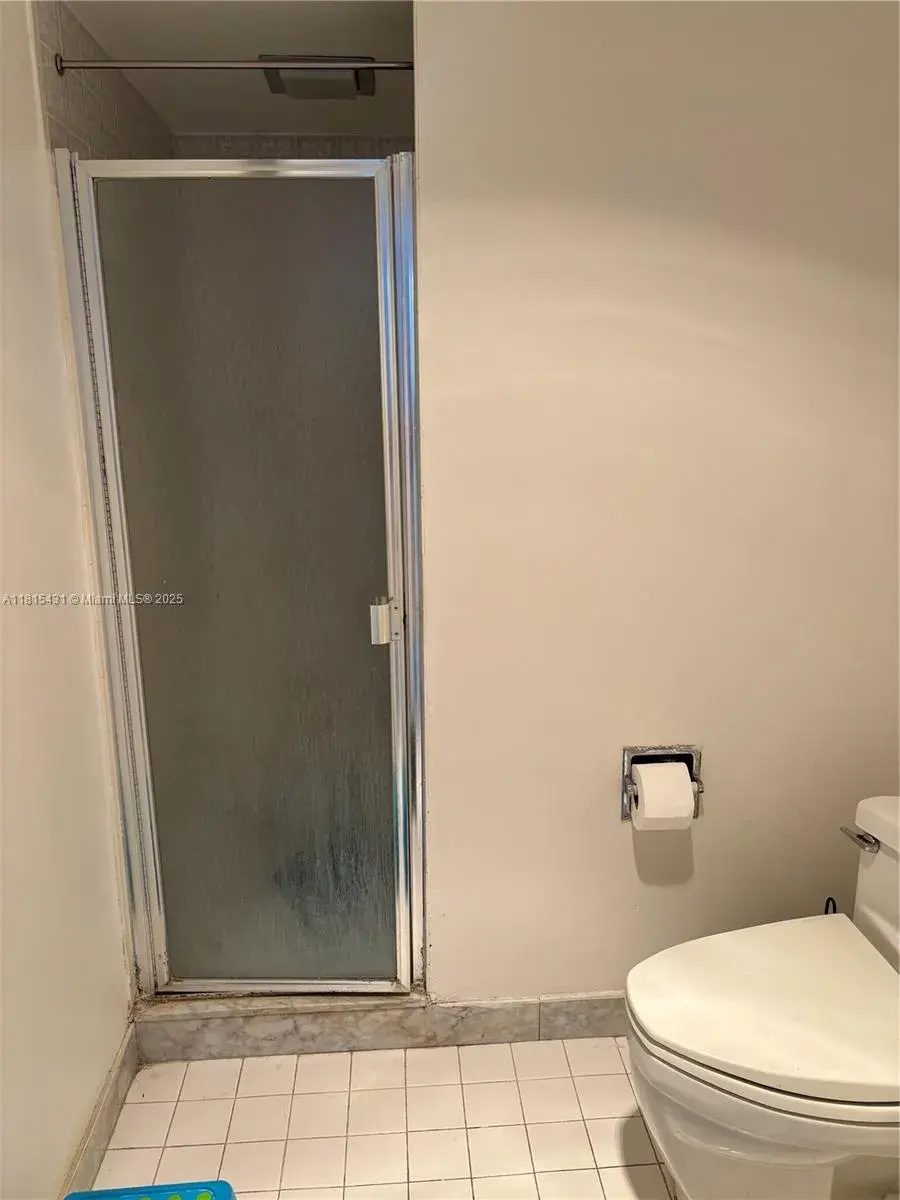 1865 S Ocean Dr # 11I, Hallandale Beach FL 33009