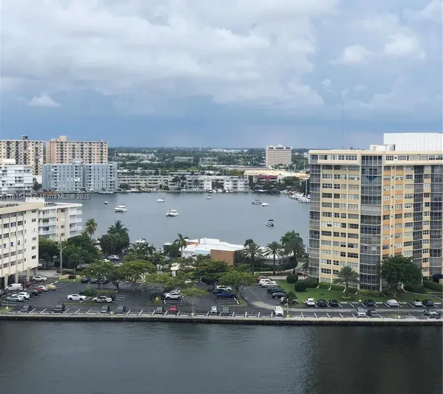 1865 S Ocean Dr # 11I, Hallandale Beach FL 33009