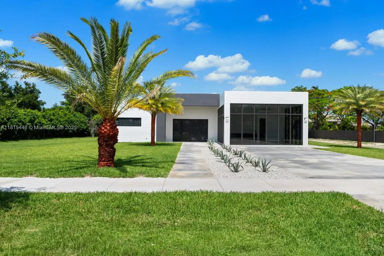 29705 SW 187th Ave, Homestead FL 33030 photo 2