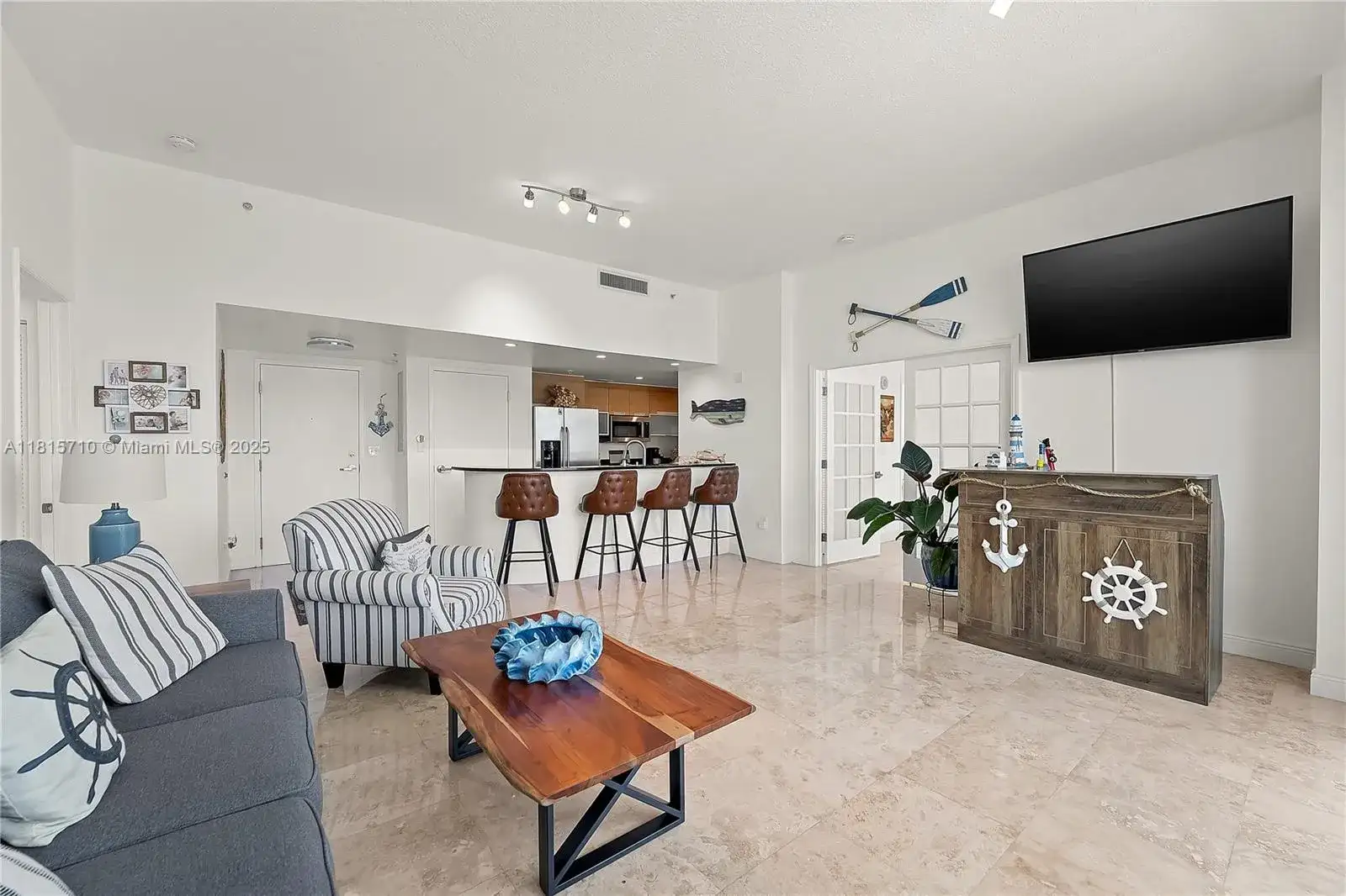 1881 79th St Cswy # 2106, North Bay Village FL 33141 photo 4