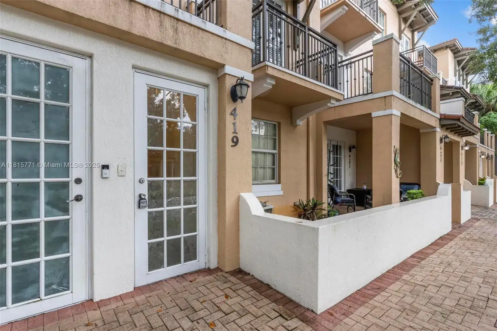 419 SW 147th Ave # 108, Pembroke Pines FL 33027 photo 4