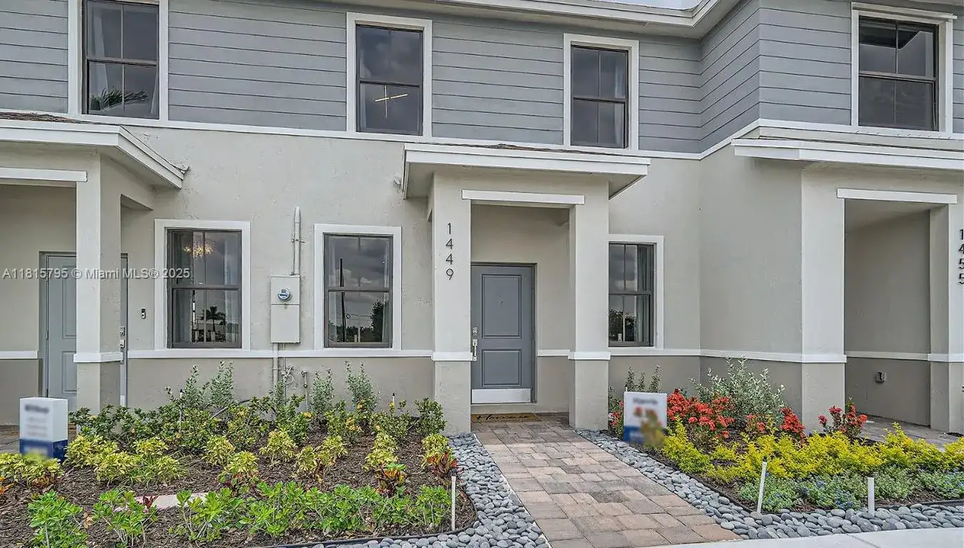 1491 NE 3rd Avenue, Florida City FL 33034 photo 3