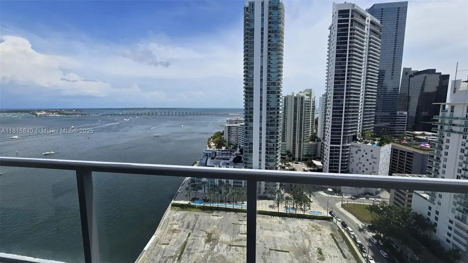 1155 Brickell Bay Dr # 2507, Miami FL 33131 photo 2