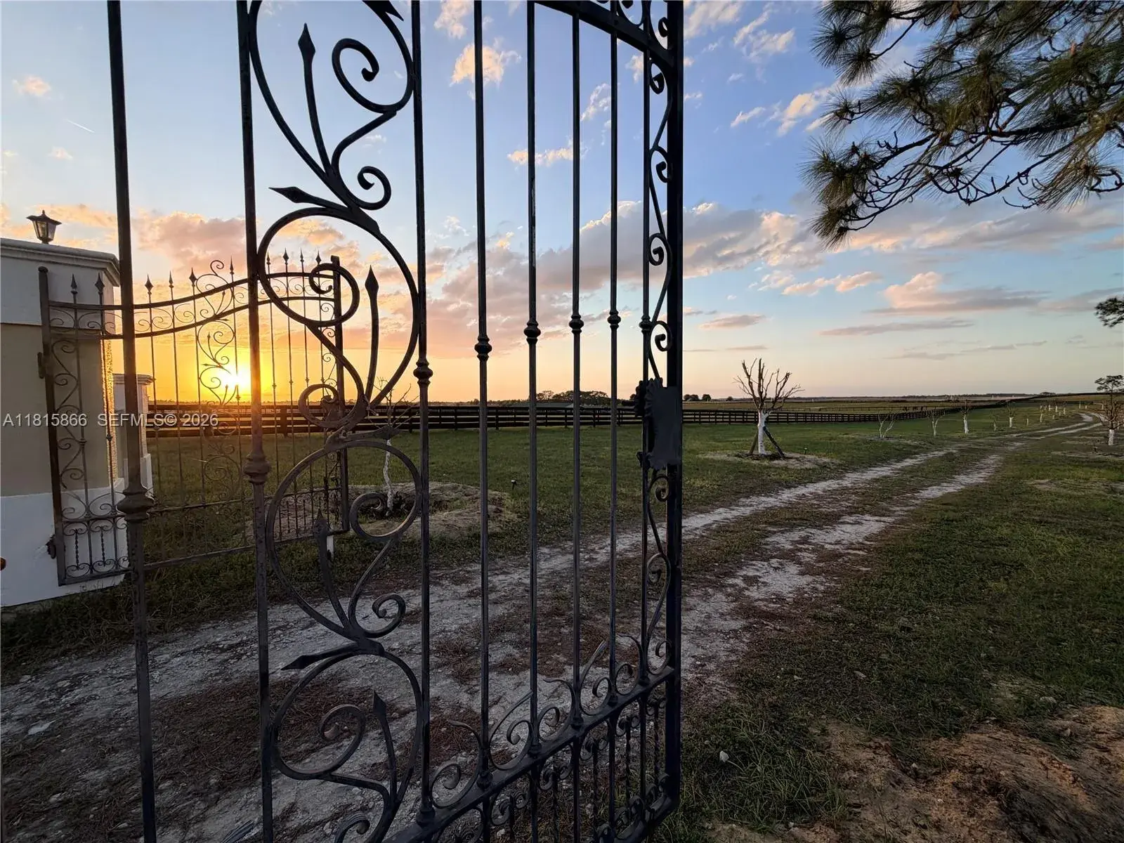 12451 NE 20th St, Other City - In The State Of Florida FL 32696