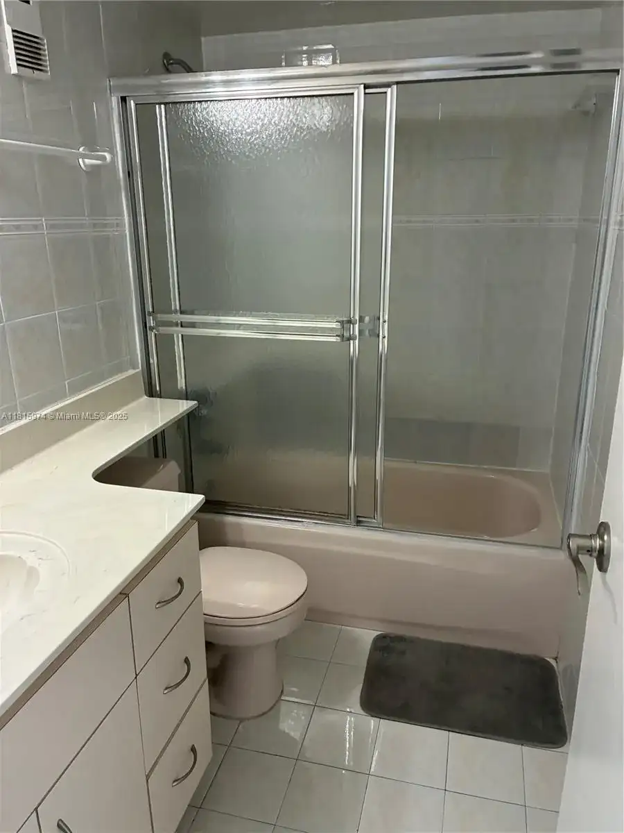 4675 W 18th Ct # 211, Hialeah FL 33012 photo 4