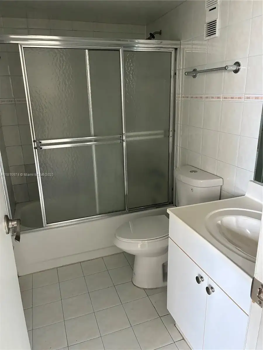 4675 W 18th Ct # 211, Hialeah FL 33012 photo 5