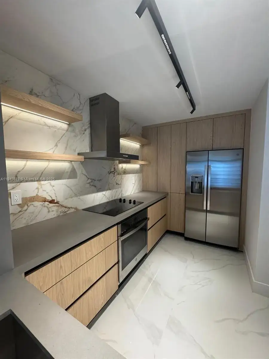 800 N Miami Ave # 901, Miami FL 33136 photo 5