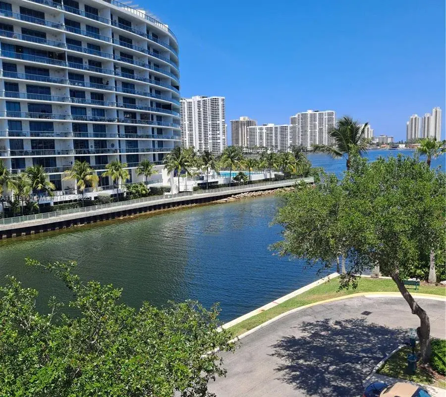 3255 NE 184th St # 12402, Aventura FL 33160