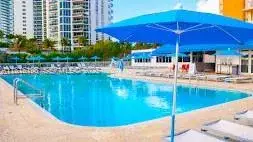 19201 Collins Ave # 441, Sunny Isles Beach FL 33160
