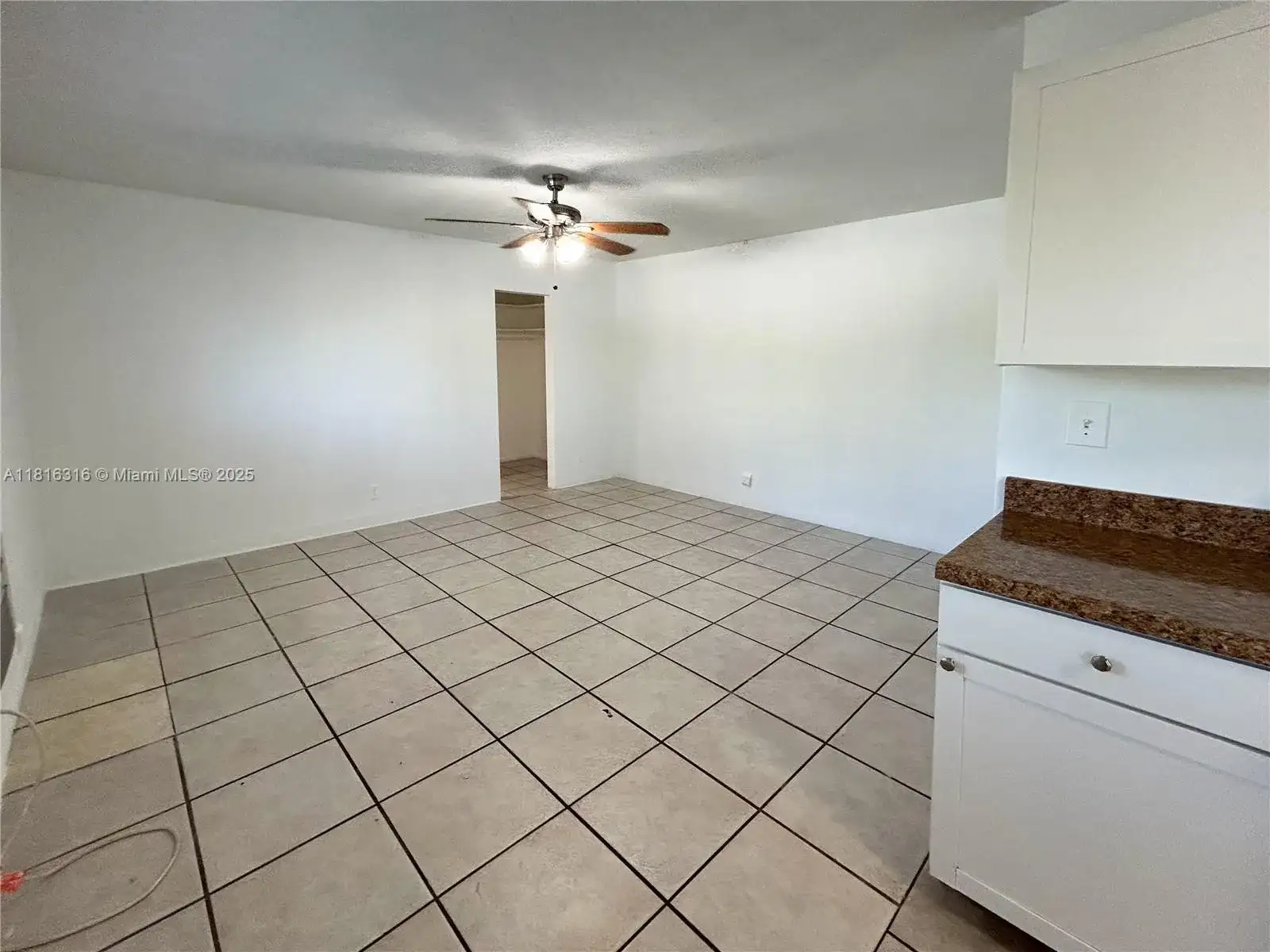 3049 NW 9th Ave # 9A, Wilton Manors FL 33311 photo 3